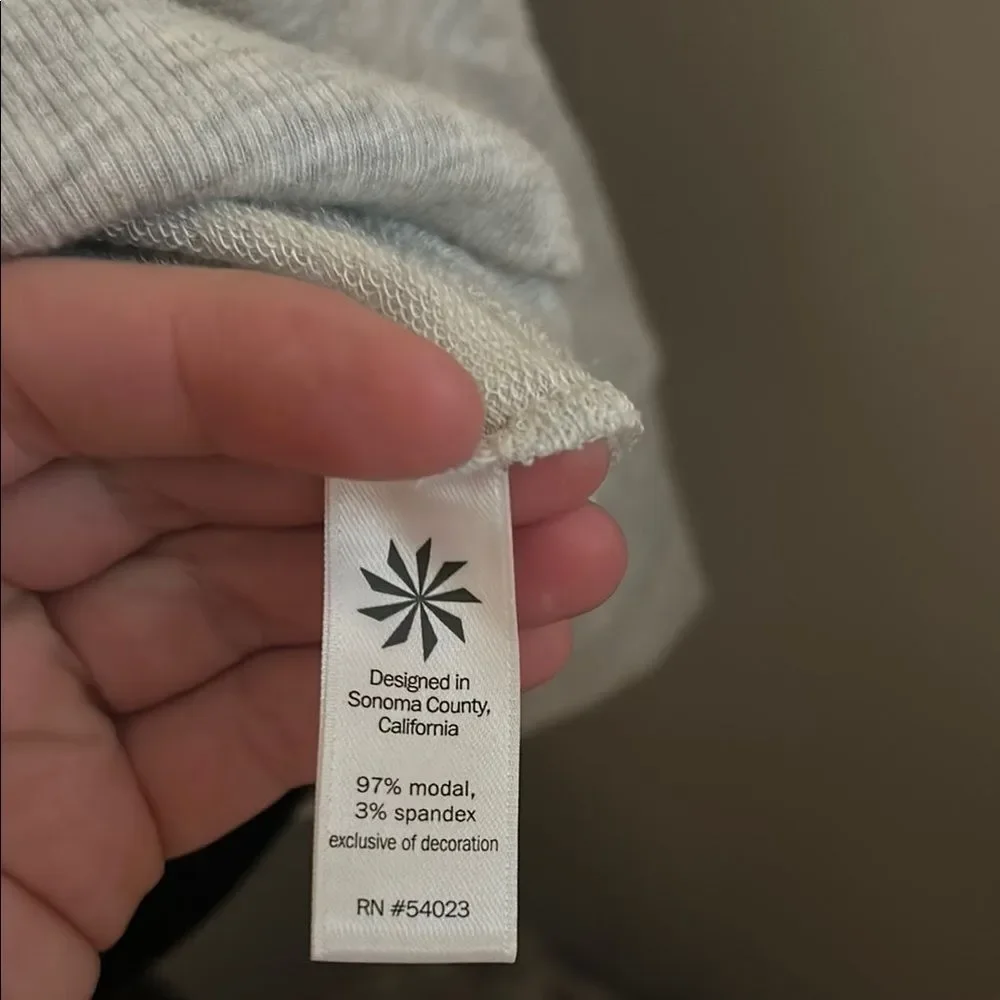 Athleta Cream Relaxed Sweatshirt B - Picture 3 of 6